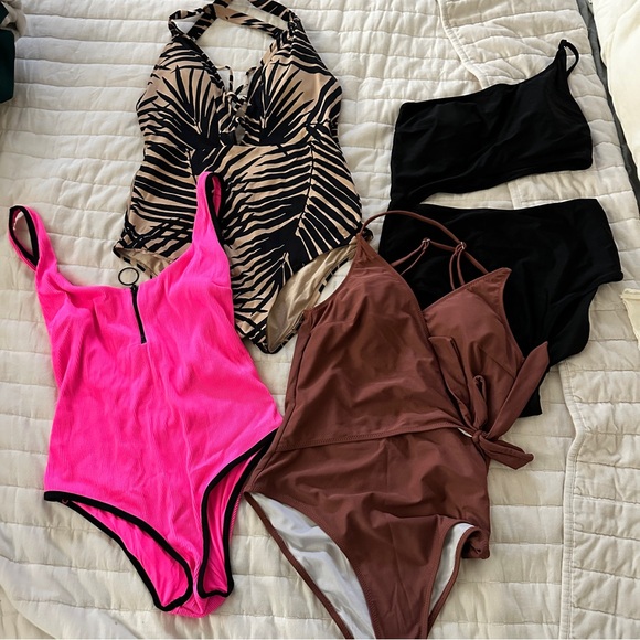 aerie Other - Women’s One-Piece Swimsuit Collection - Size Medium